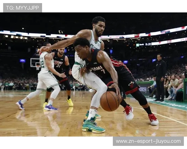 凯尔特人队“铁血”防守,捍卫荣誉——燃烧的篮球魂 凯尔特人队“铁血”防守,捍卫荣誉——燃烧的篮球魂